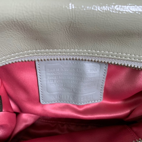 Coach mini tote - Picture 2 of 7